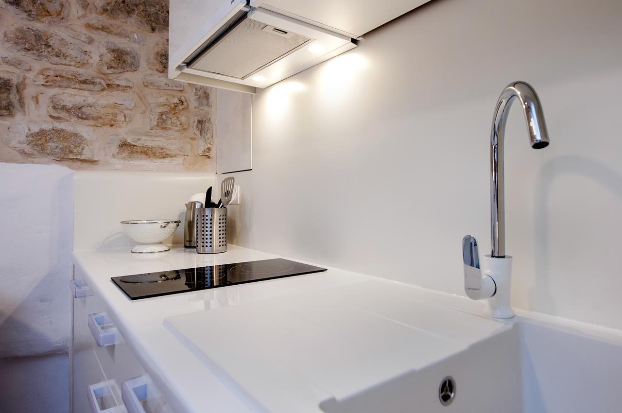 Luna Rooms And Studios Rovinj Bagian luar foto