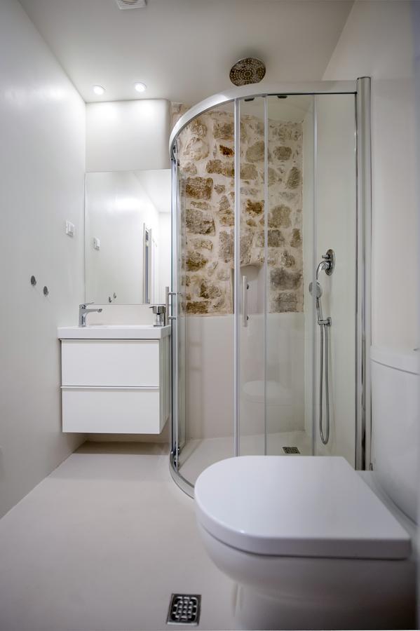 Luna Rooms And Studios Rovinj Bagian luar foto