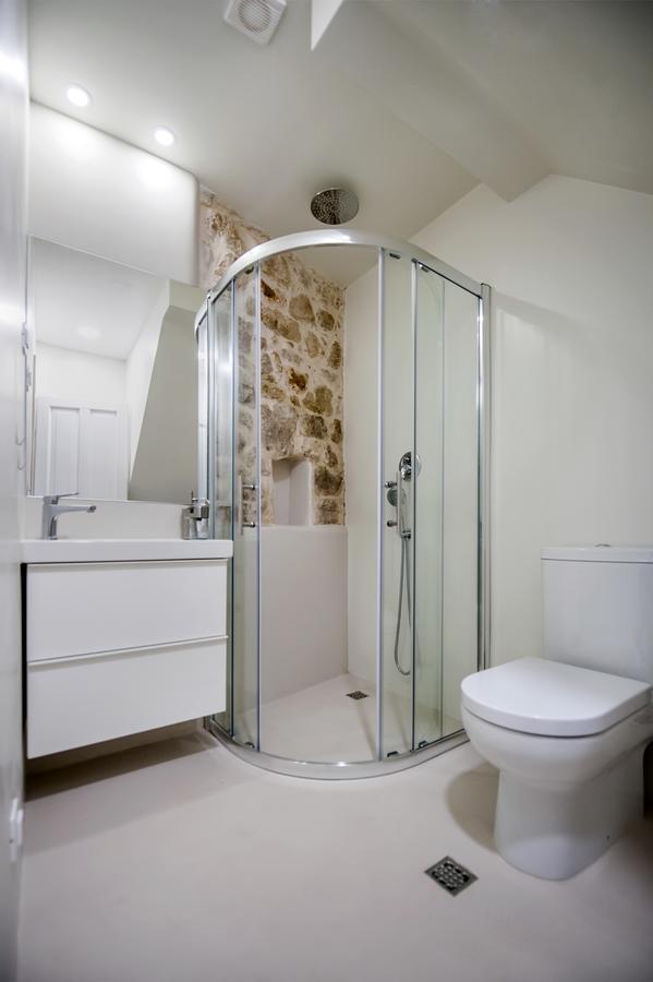 Luna Rooms And Studios Rovinj Bagian luar foto