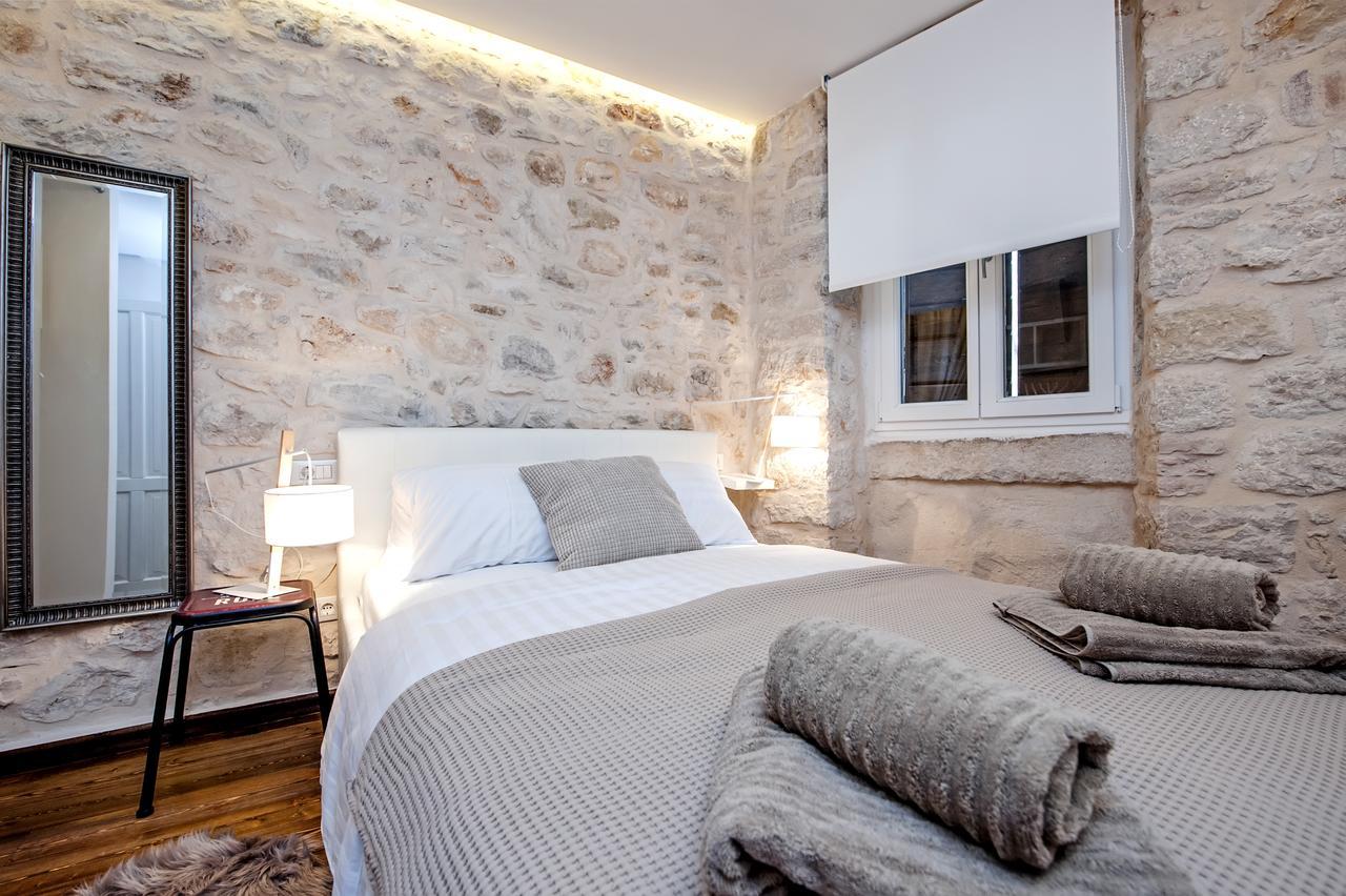 Luna Rooms And Studios Rovinj Bagian luar foto